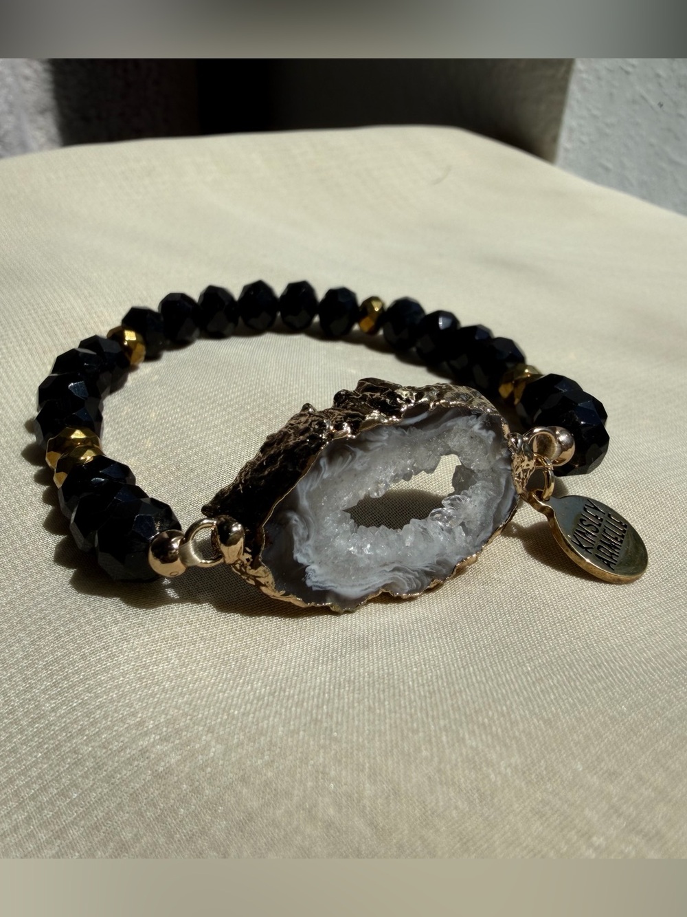 Kinsley Armelle Tailor Agate Slice Geode Beaded Bracelet Gold Trim Black